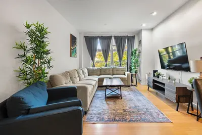 Image de Spacious 2bd\/2ba in Southend Boston 9332