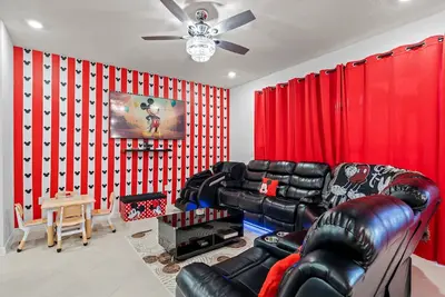 Image de Enchanting Themed Villa, Magic in Every Corner