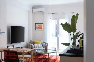 Urban Escape: Exarcheia Remodel