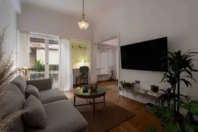 Image de 2br Vintage & Artistic Retreat in Athens heart