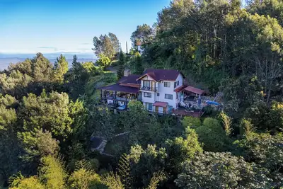 Image de Spacious 6-Bedroom Villa With Stunning Views And Picuzzi in Charming Jarabacoa