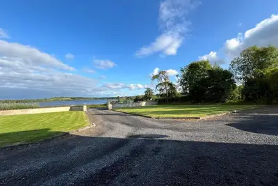 Image de Lakeviews & Very Cosy House With Beautiful Scenery In The Village Of Loch Gowna
