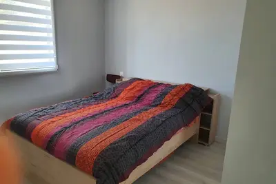 Image de 2 ch a louées chez habitant. Une maison double garage pour remorque ou moto