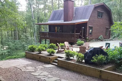 Image de Appalachian Cabin. North Georgia mountains-Firepit and Hot Tub with great views!