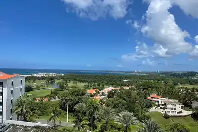 Image de Beach Access Luxury 2-bedroom 3 baths penthouse in lovely Rio Mar with WiFi, Ac