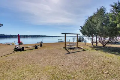 Waterfront Gem w/ Fire Pits & Dock in Georgetown