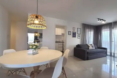 Image de Elegance and Comfort! Premium Apartment