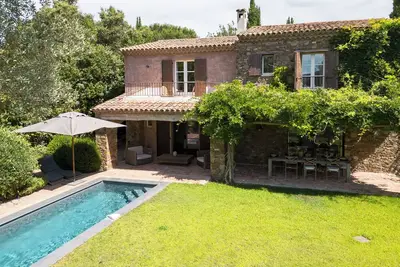 Image de Magnifique Villa 3 chambres/ 3 salles de bains à 4kms de st tropez
