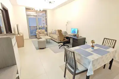 Image de Chic 1-bedroom apartment in enchanting Dubai with WiFi, fitness room