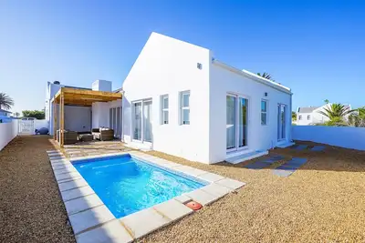 Image de Sunlit Oasis Ocean and Golf Retreat