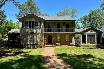 Image de Spacious 4-bedroom House in best neighborhood in Augusta. 1. 5 miles to course