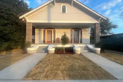 Image de Charming 4-bedroom house with WiFi and Ac close to French Quarter