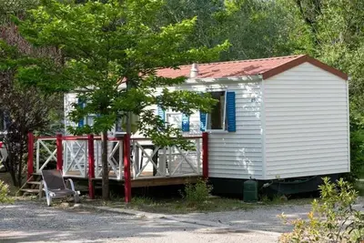Image de Camping 4 étoiles - Piscine  - ccaifhh