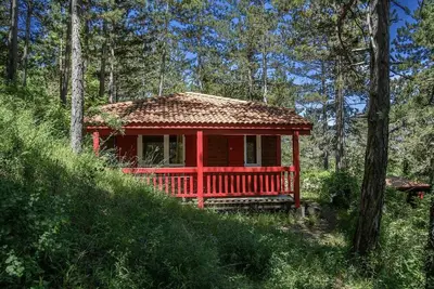 Image de Chalet 4 étoiles - Piscine - ccaifib