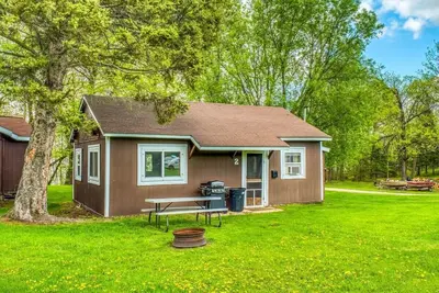 Image de Charming 2-bedroom cabin on Three Island Lake in Bemidji, Mn