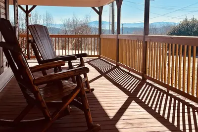 Image de Epic Family Home w\/ MtnViews-FirePit-PetFriendly