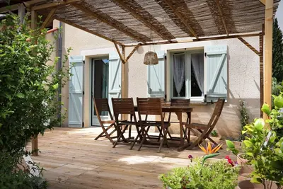 Image de Ô Paradis - Douelle - Gîte