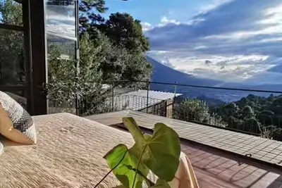 Exclusive Villa with Vista to the Volcano and Luxury Amenities
