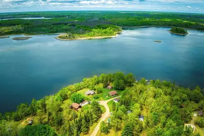 Image de 2 Bedroom, 1900's Logging cabin on Three Island Lake in Bemidji, Mn