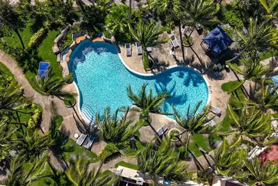 Image de The Ultimate upscale 3Br condo. Walk to everything!