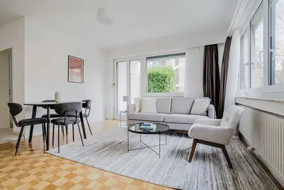 Image de Blueground | Unterstrass, balcony & washer