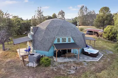 Image de Hikari Haven Dome - Hot Tub, Bbq, Planetarium, Loft, Yosemite!