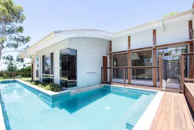 Image de Glenabbey - Lap & Plunge Pool, Close to Zoo