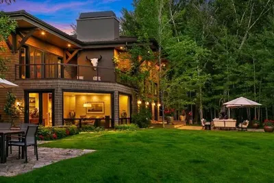 Image de Villa Fleuve: Main House. A luxurious property in Sun Valley Id