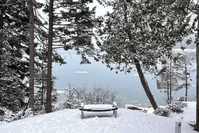 Image de Gorgeous Views - Downeast Chalet with Fireplace, WiFi