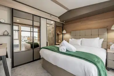 Image de Lodge No 74 | Stewart's Resort Cameron