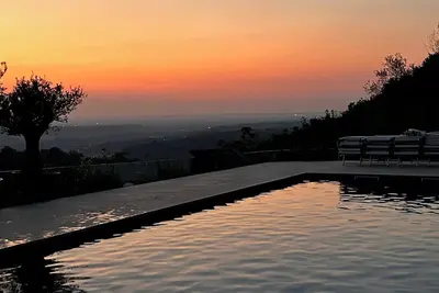 Image de Gavi - Renovated, beautiful former winery with great views!