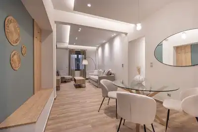 Phaedrus Living: Pagkrati Modern Grove