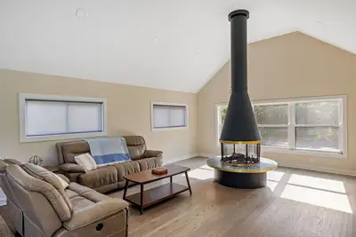 Image de Mtm Premier, Modern 3 Bedroom, 2 1/2 baths
