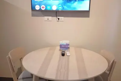 Image de Park Mckinley west Condominium