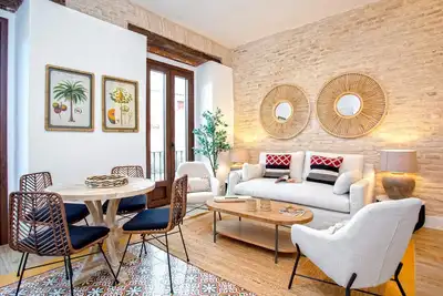 Image de Genteel Home Santas Patronas