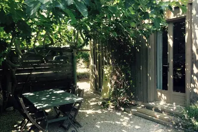 Image de Lodge en pleine nature parc naturel de Alpilles en Provence.