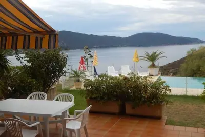 Image de T4 Golfe De Lava Bord De Mer Avec Piscine