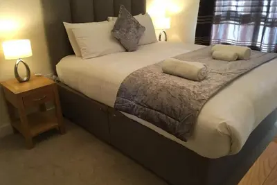 Image de Luxury 2 bedroom, 2 bathroom apartment close to exhibition centre