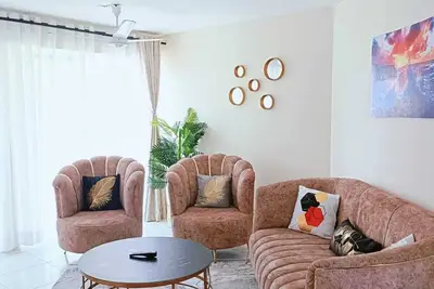 Image de Cozy 3-bedroom Oceanfront Apartment with WiFi in vibrant Mombasa Nyali