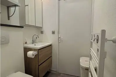 Image de appartement terrasse et piscine