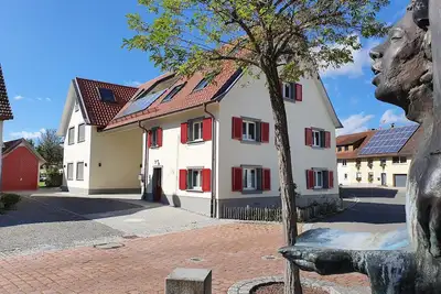 Image de höriHaus 1804 - Apartment \"Seeblick\": Quiet, less than 200m from the lake, restaurants, Edeka