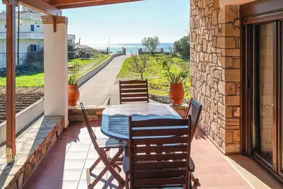 Image de Beachfront Stone House - Samos Seaview Retreat