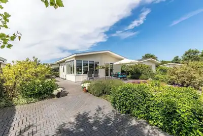 Image de Freestanding four-person holiday home.
