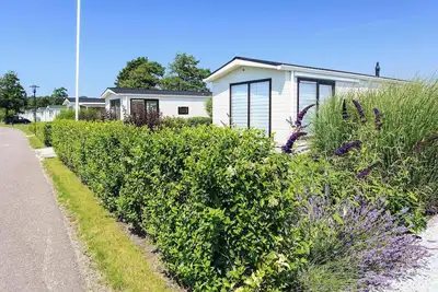 Image de Detached 4-person holiday home a short distance from the sea.