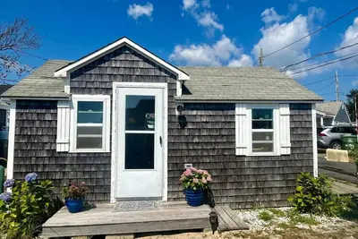 Image de Lovely studio steps to the beach in Dennis port