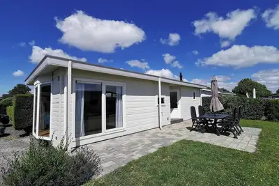 Image de 4-person chalet close to the Dutch coast