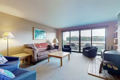 Port Ludlow condos with beautiful water views