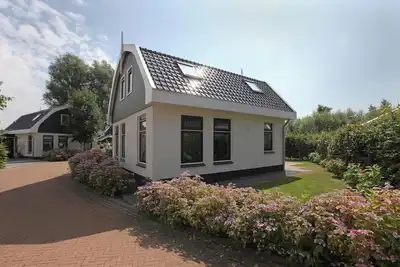 Image de Holiday home with 3 bedrooms and a spacious garden