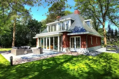 Image de Bungalow with 10 bedrooms and a terrace