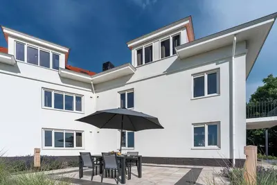 Image de Beautiful spacious apartment for four persons at a short distance from the sea.